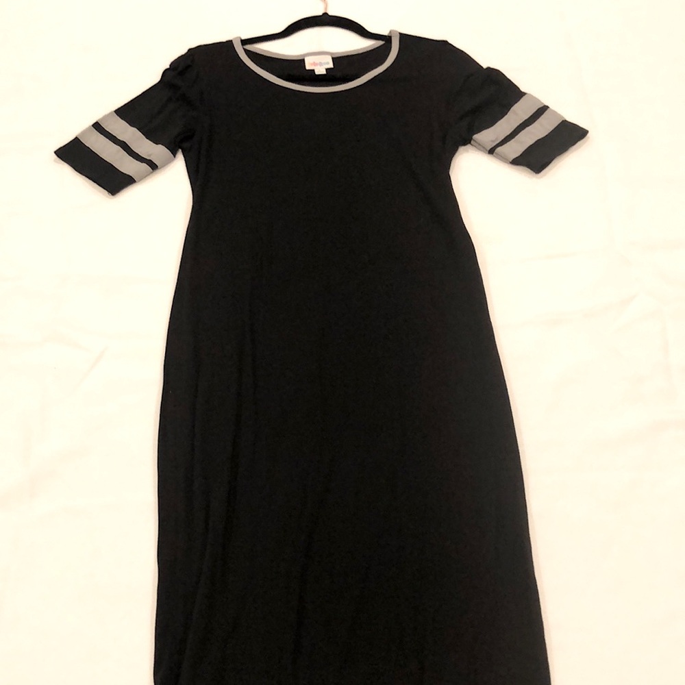 LuLaroe Black and grey Julia dress